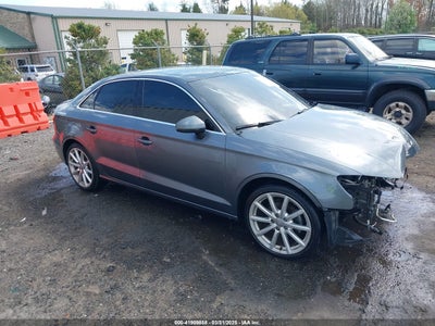 AUDI A3 2015