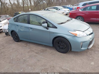 TOYOTA PRIUS 2013