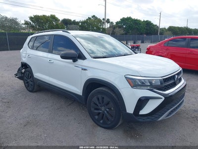 VOLKSWAGEN TAOS 2022