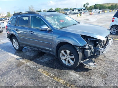 SUBARU OUTBACK 2013