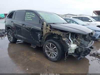 TOYOTA HIGHLANDER 2017
