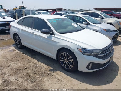 VOLKSWAGEN JETTA 2024
