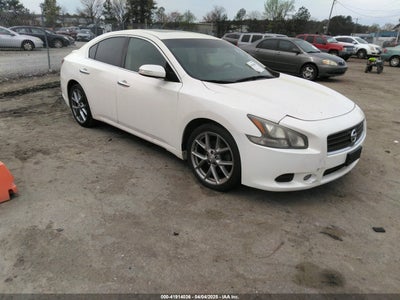 NISSAN MAXIMA 2011