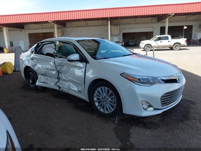 TOYOTA AVALON HYBRID 2015