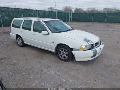VOLVO V70 2000