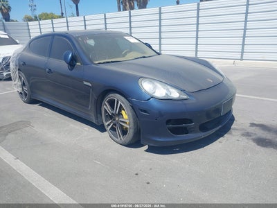PORSCHE PANAMERA 2011
