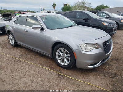 CHRYSLER 300 2015