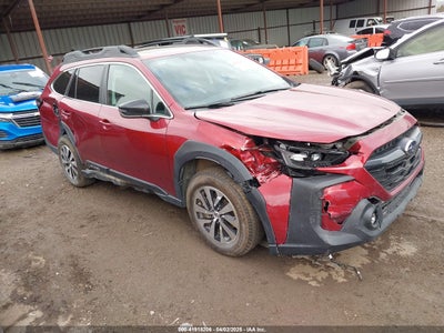 SUBARU OUTBACK 2025