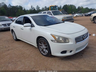 NISSAN MAXIMA 2014