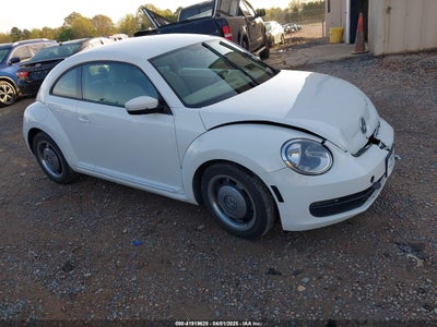VOLKSWAGEN BEETLE 2013