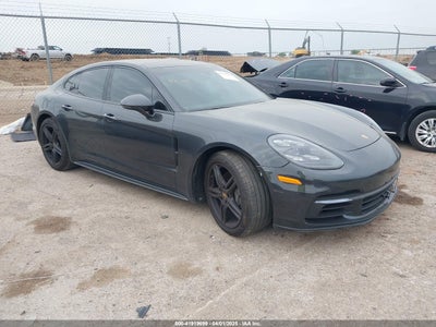 PORSCHE PANAMERA 2018