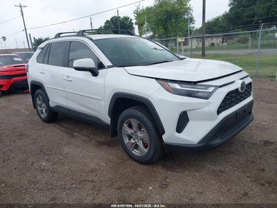 TOYOTA RAV4 2025