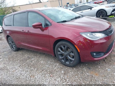 CHRYSLER PACIFICA 2020