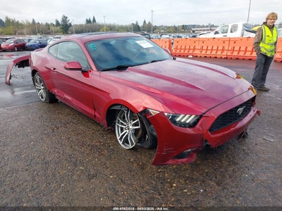 FORD MUSTANG 2015