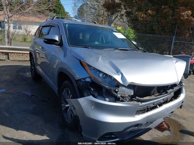 TOYOTA HIGHLANDER 2016