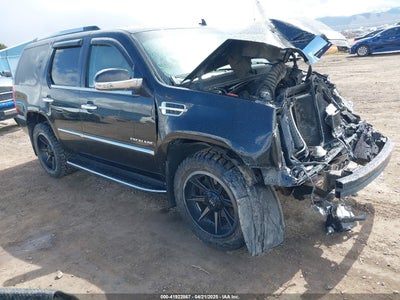 CADILLAC ESCALADE 2011