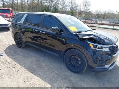 KIA CARNIVAL MPV 2024