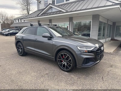 AUDI Q8 2019