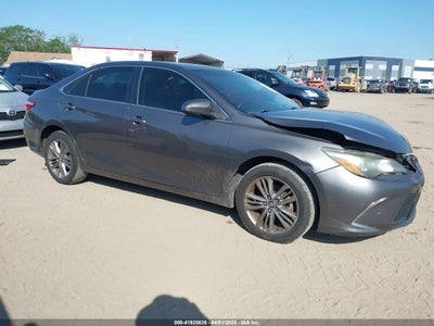 TOYOTA CAMRY 2016