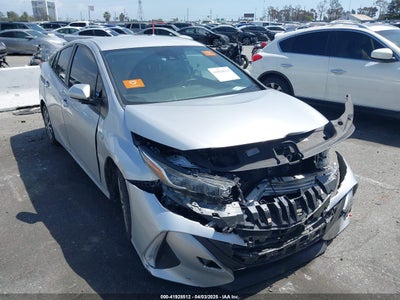 TOYOTA PRIUS PRIME 2021