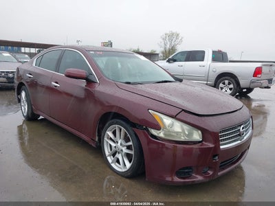 NISSAN MAXIMA 2011