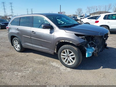 TOYOTA HIGHLANDER 2016