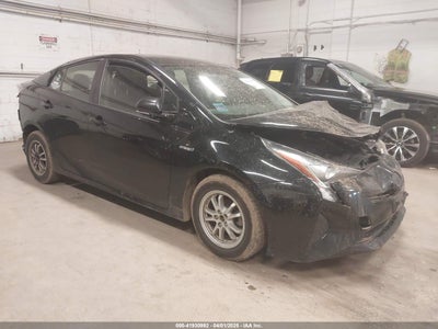 TOYOTA PRIUS 2016