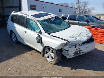 TOYOTA HIGHLANDER 2010