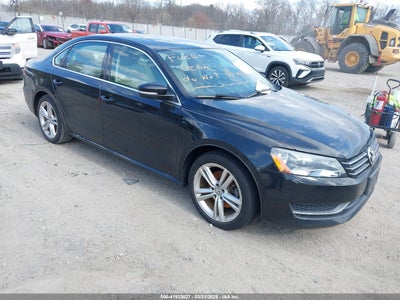 VOLKSWAGEN PASSAT 2014
