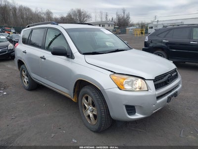 TOYOTA RAV4 2010