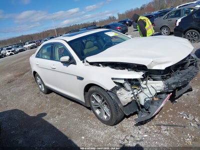 FORD TAURUS 2015