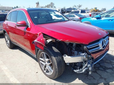 MERCEDES-BENZ GLC 300 2016