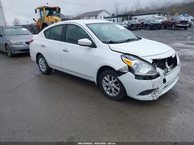 NISSAN VERSA 2017