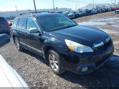 SUBARU OUTBACK 2014