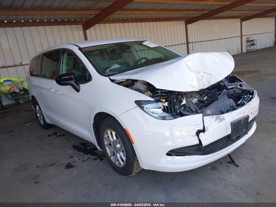 CHRYSLER VOYAGER 2024