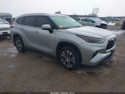 TOYOTA HIGHLANDER 2023