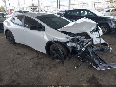 TOYOTA PRIUS 2024