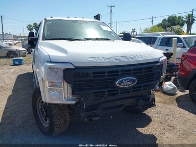 FORD F-250 2023