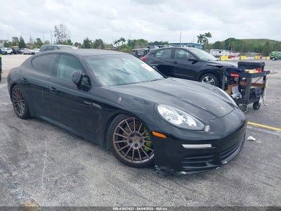 PORSCHE PANAMERA E-HYBRID 2015