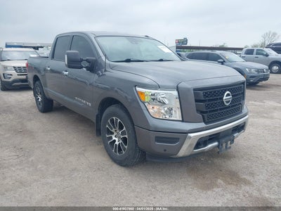 NISSAN TITAN 2020