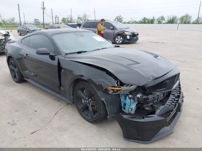 FORD MUSTANG 2021