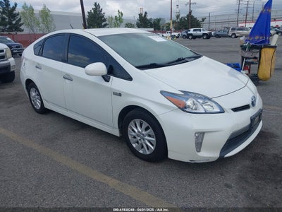 TOYOTA PRIUS PLUG-IN 2012
