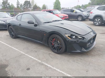 MASERATI GRANTURISMO 2012
