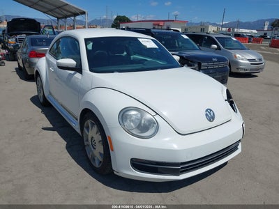 VOLKSWAGEN BEETLE 2012