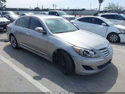 HYUNDAI GENESIS 2012