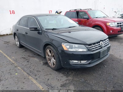 VOLKSWAGEN PASSAT 2013