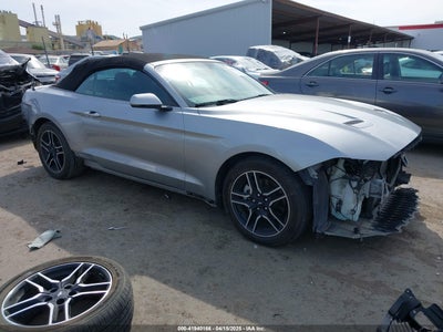 FORD MUSTANG 2020