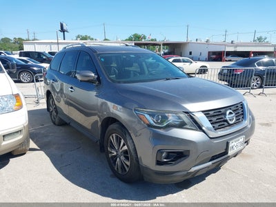 NISSAN PATHFINDER 2017