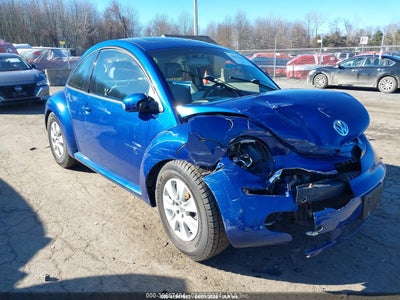 VOLKSWAGEN NEW BEETLE 2008
