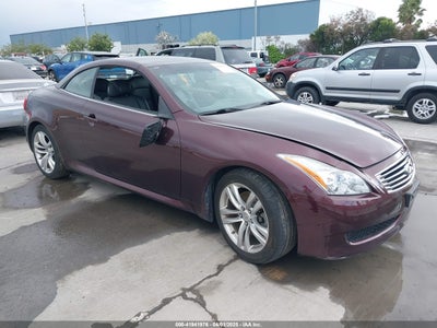 INFINITI G37 2010